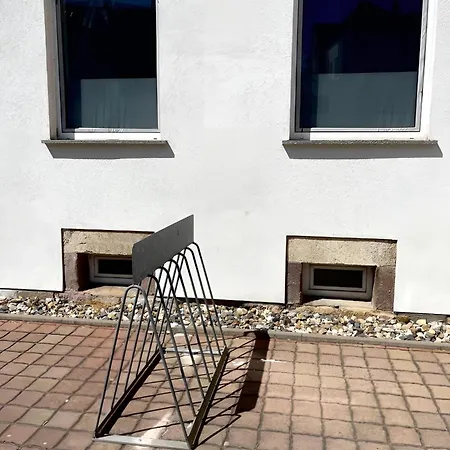 Raha Apartments - Modernes Studio-Apartment - Hbf - Gratis Parkplatz Érfurt Exterior foto