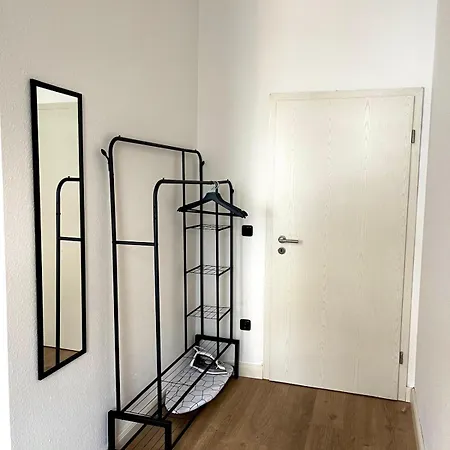 Raha Apartments - Modernes Studio-Apartment - Hbf - Gratis Parkplatz Érfurt Exterior foto