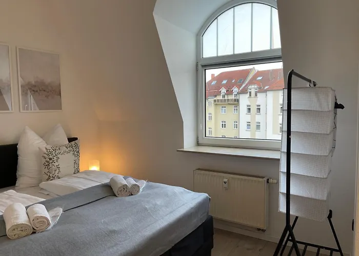 Raha Apartments - Modernes Studio-Apartment - Hbf - Gratis Parkplatz