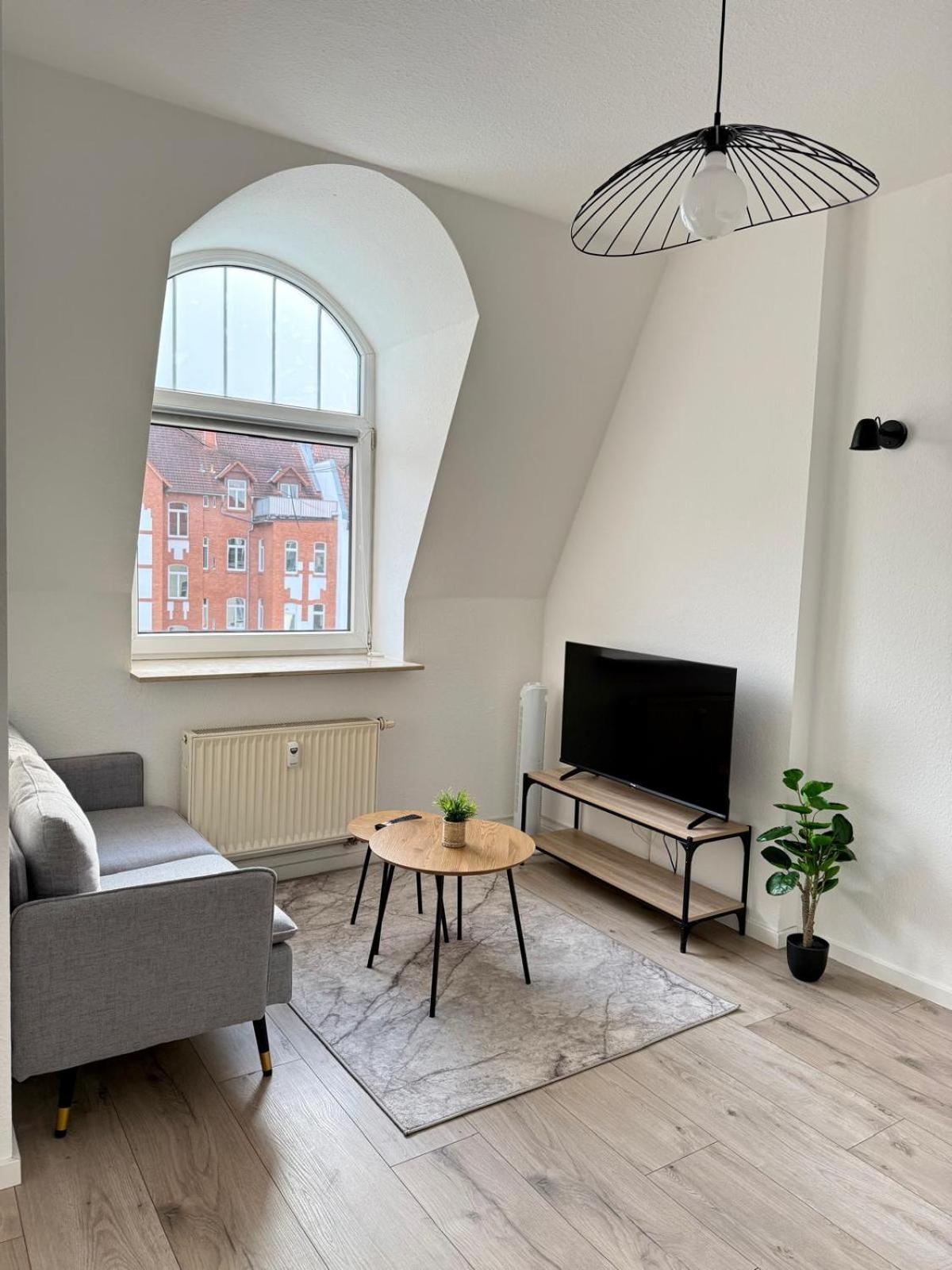 Raha - Modernes Studio-apartment - Hbf - Gratis Parkplatz Erfurt