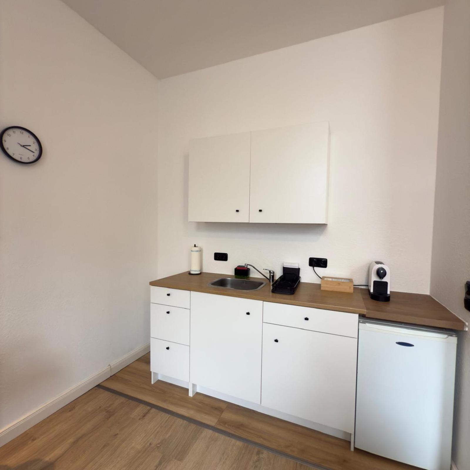 Raha - Modernes Studio-apartment - Hbf - Gratis Parkplatz Erfurt